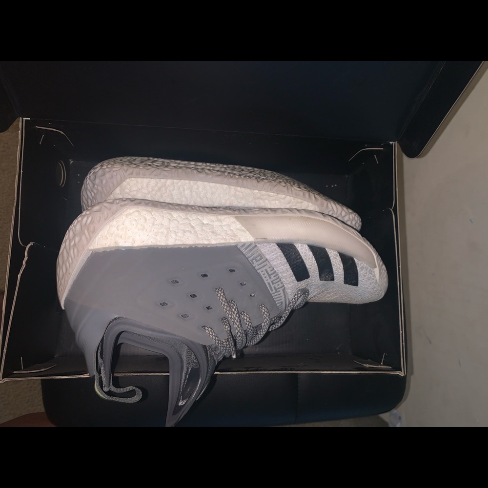 Harden volume 2 basketball shoes